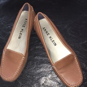 Confortable Leather Anne Klein